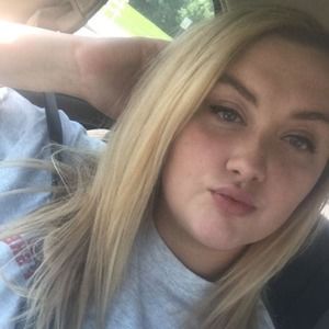 Meet your Posher, Deana